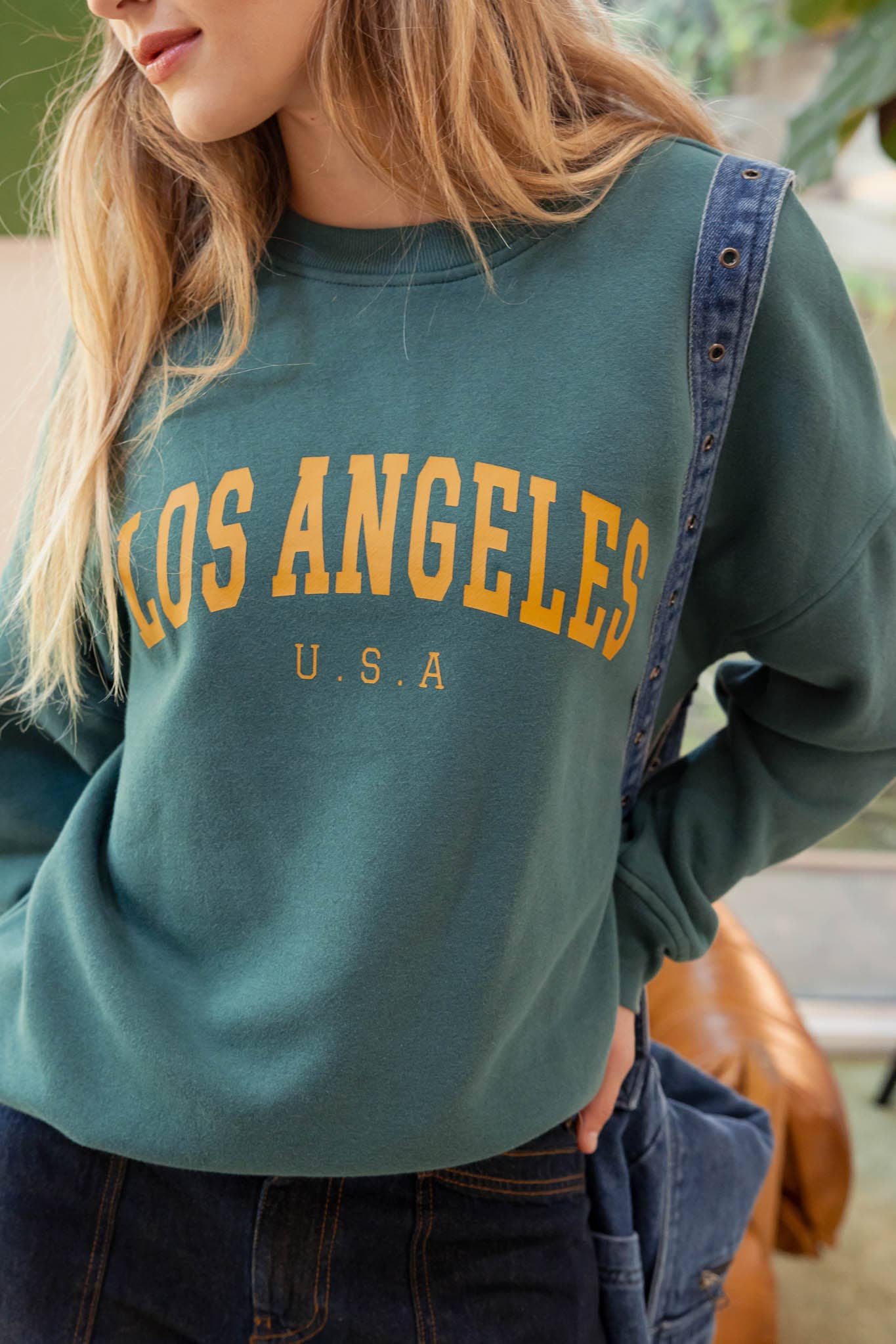 LA Crew Neck