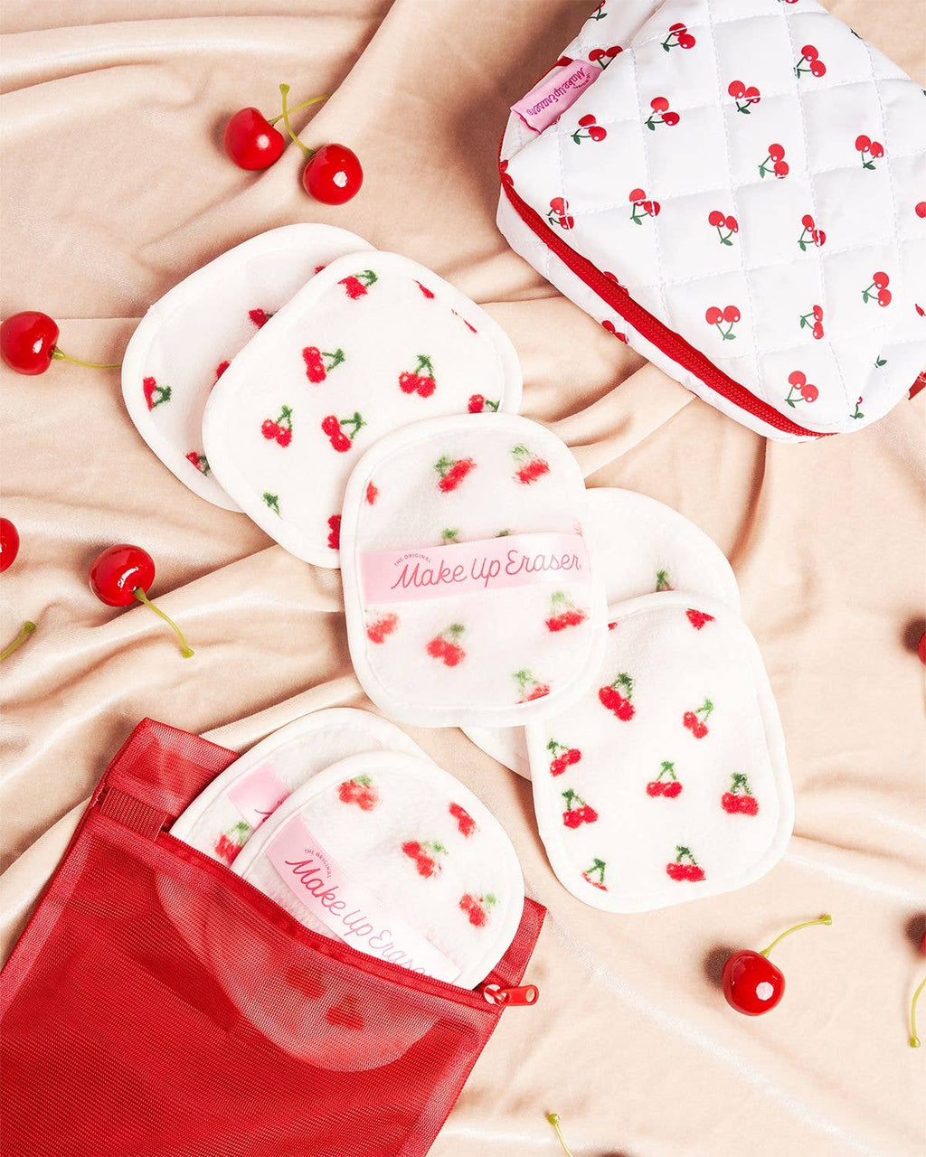 Makeup Eraser Cherry Crush 7-Day Set & Makeup Bag Gift Set