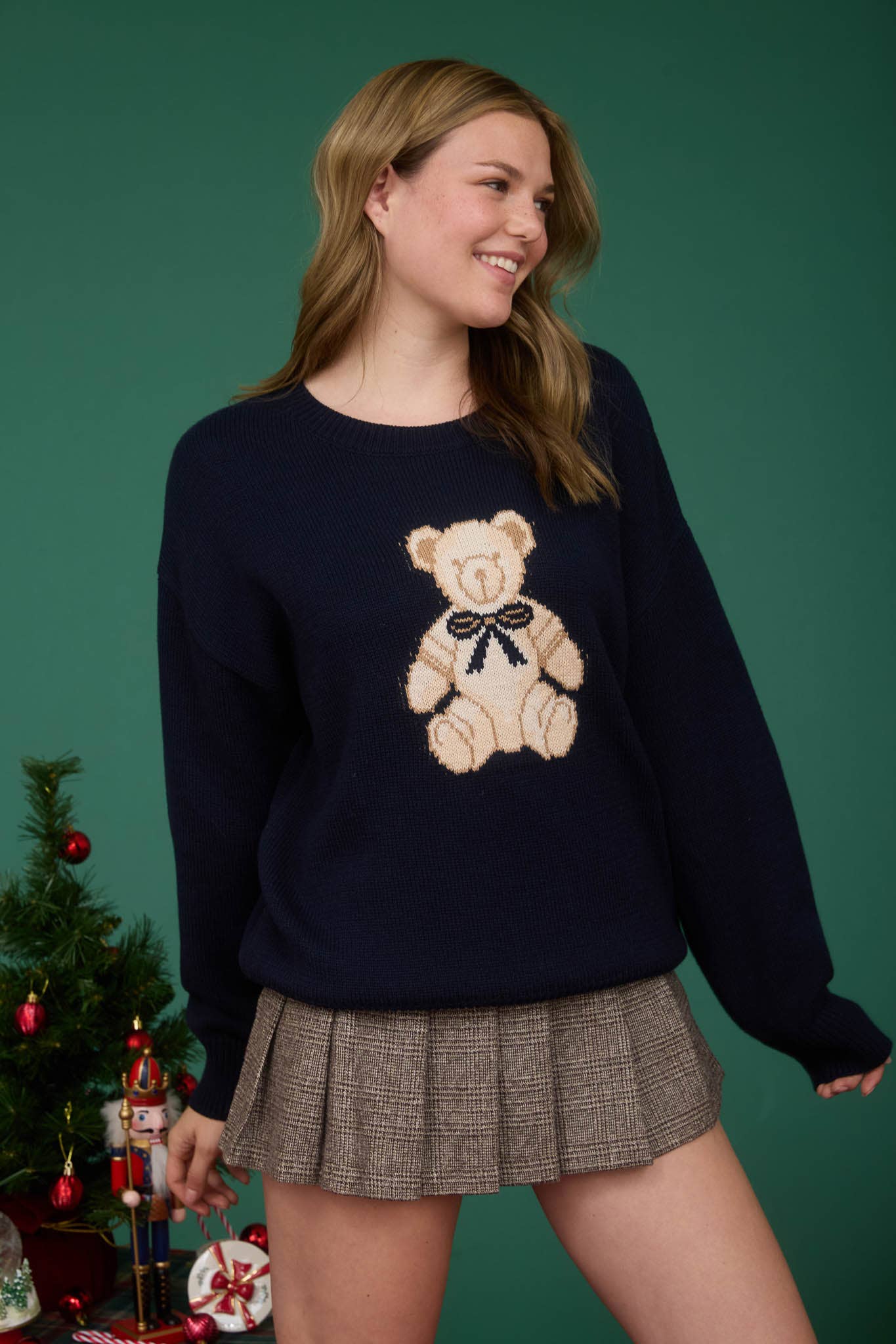 TEDDY BEAR CREW NECK KNIT PULLOVER SWEATER