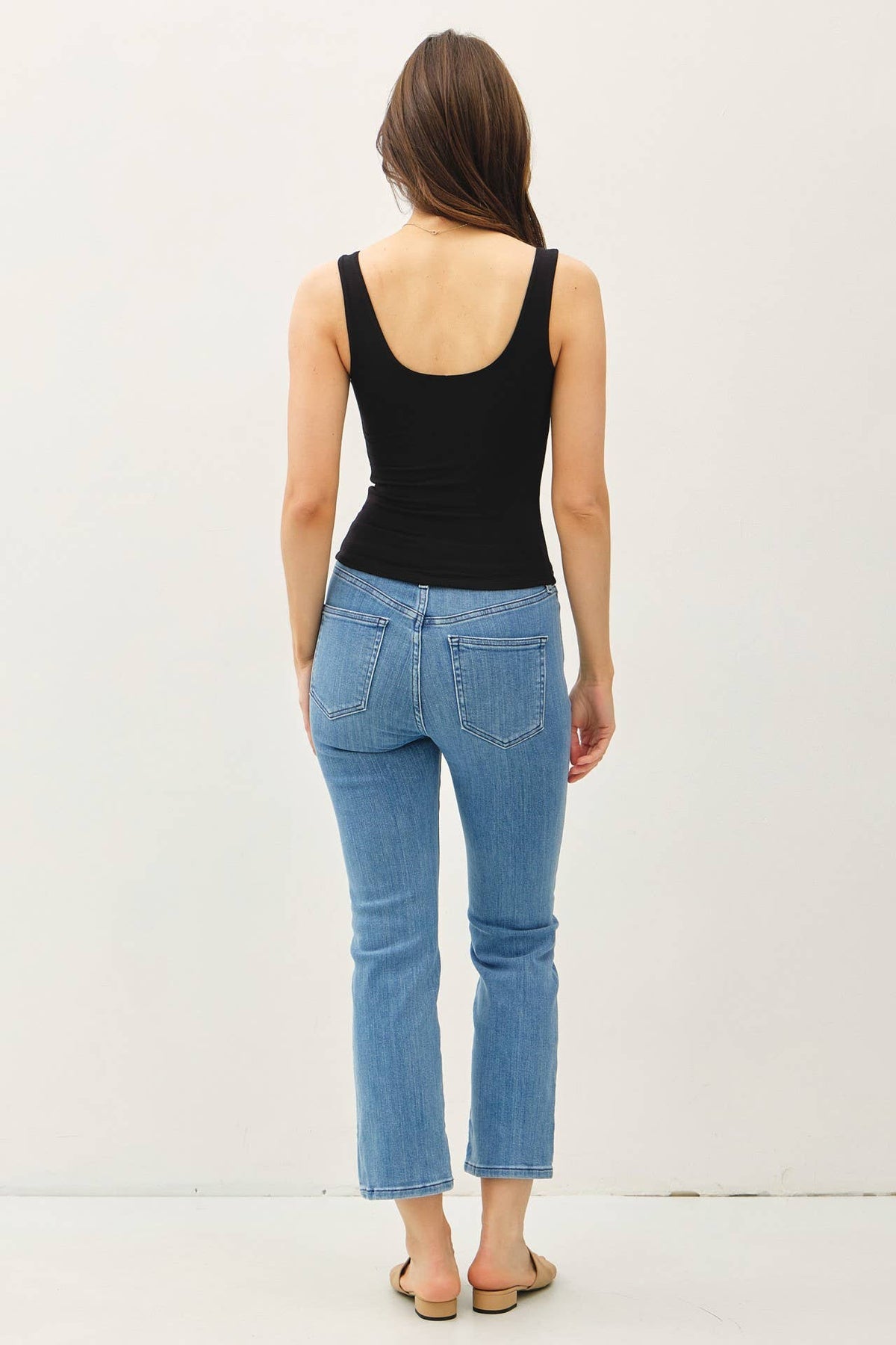 Basic Scoop Neck Tank Top