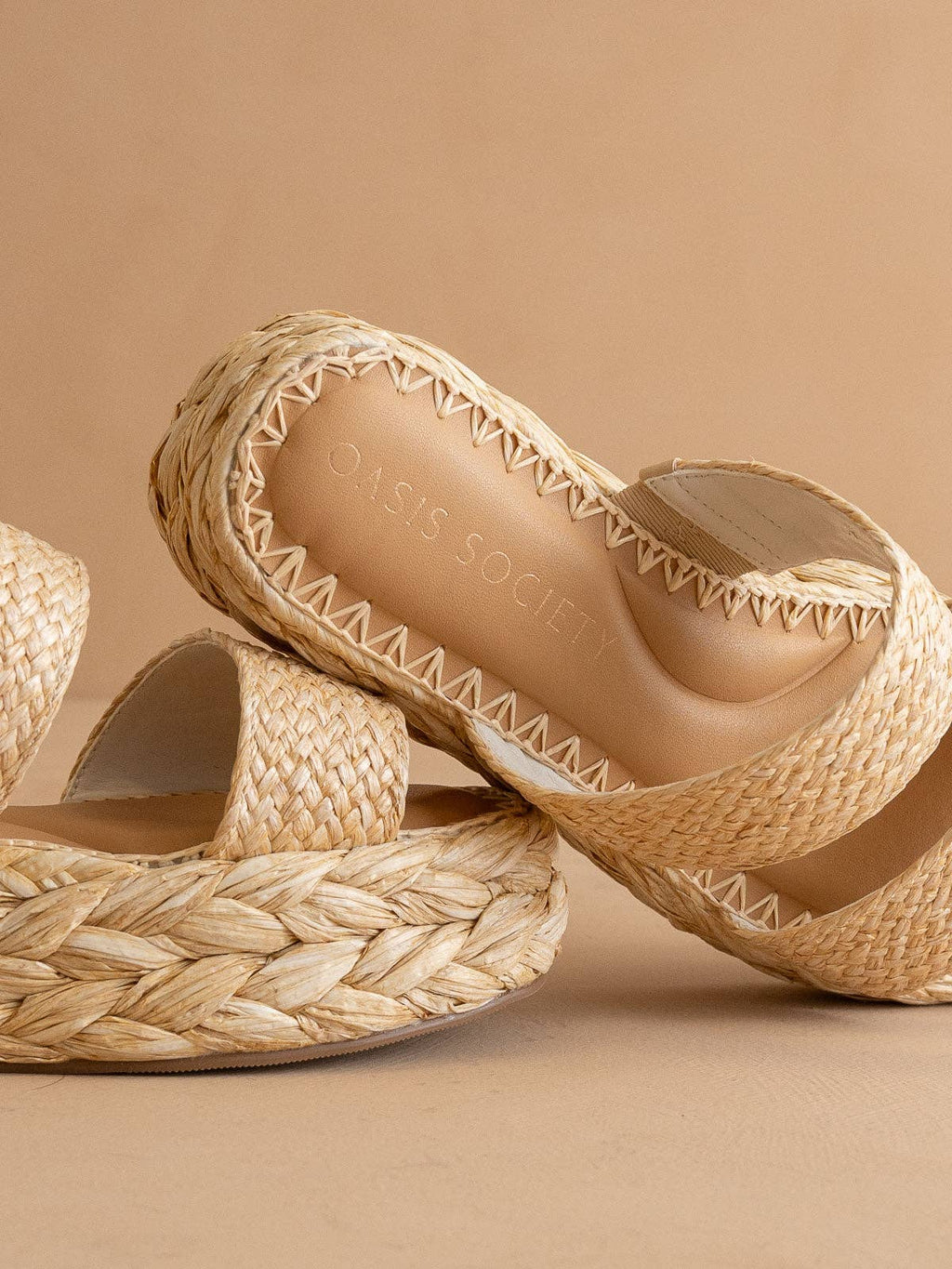Woven Raffia Platform Slide Sandals