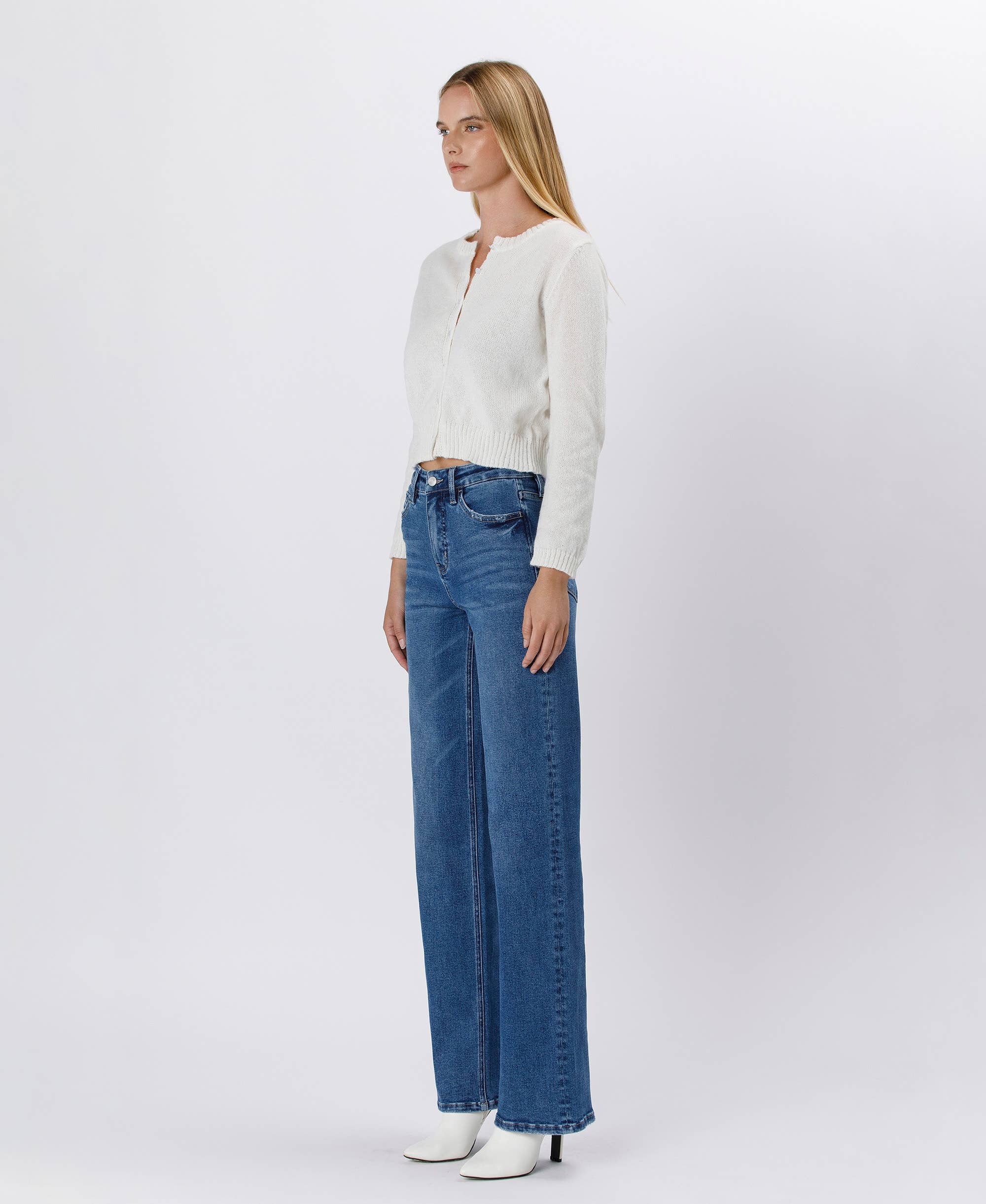 The Signature Jean- Tummy Control